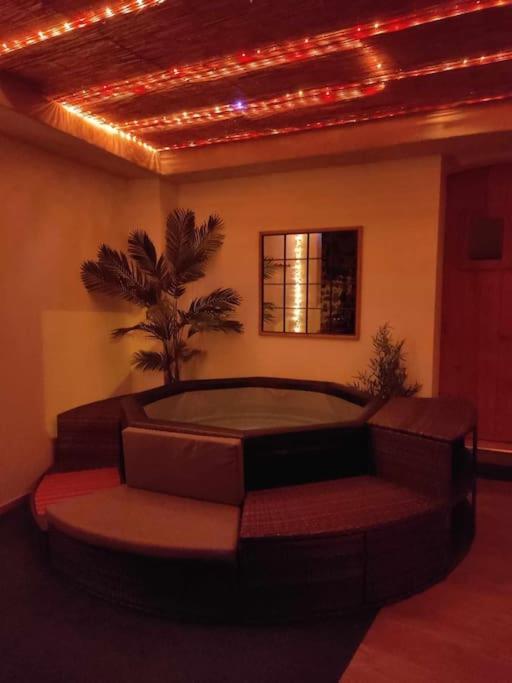 Nuit Romantique Avec Spa Privatif Meilhaud Dış mekan fotoğraf